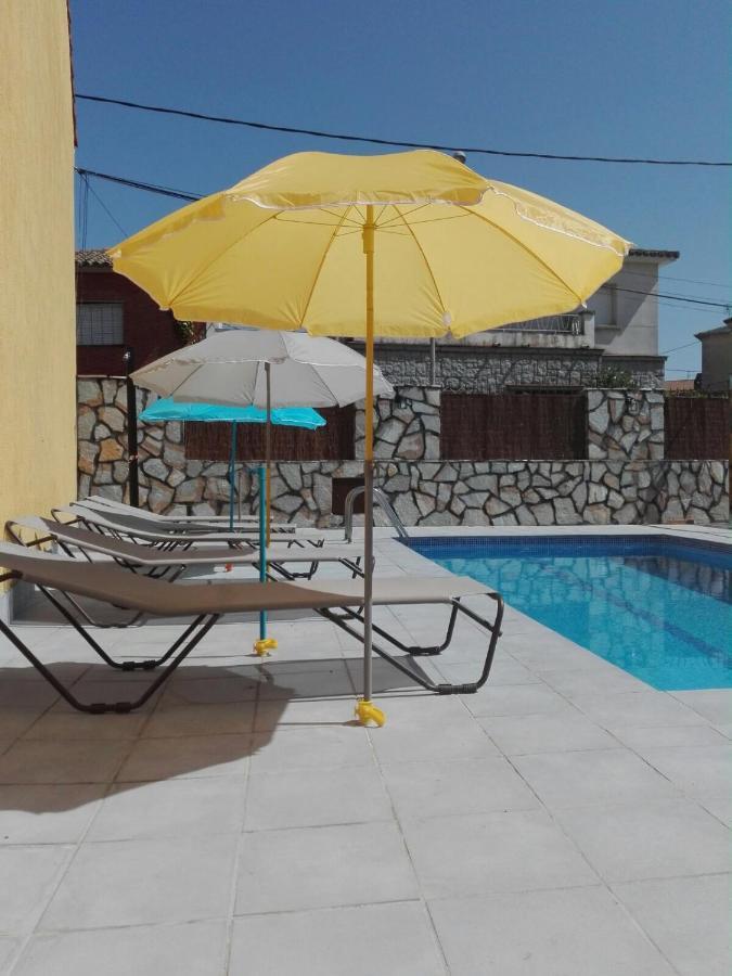 Apartamentos "Casa Rural De Aldea" Aldea del Fresno Dış mekan fotoğraf